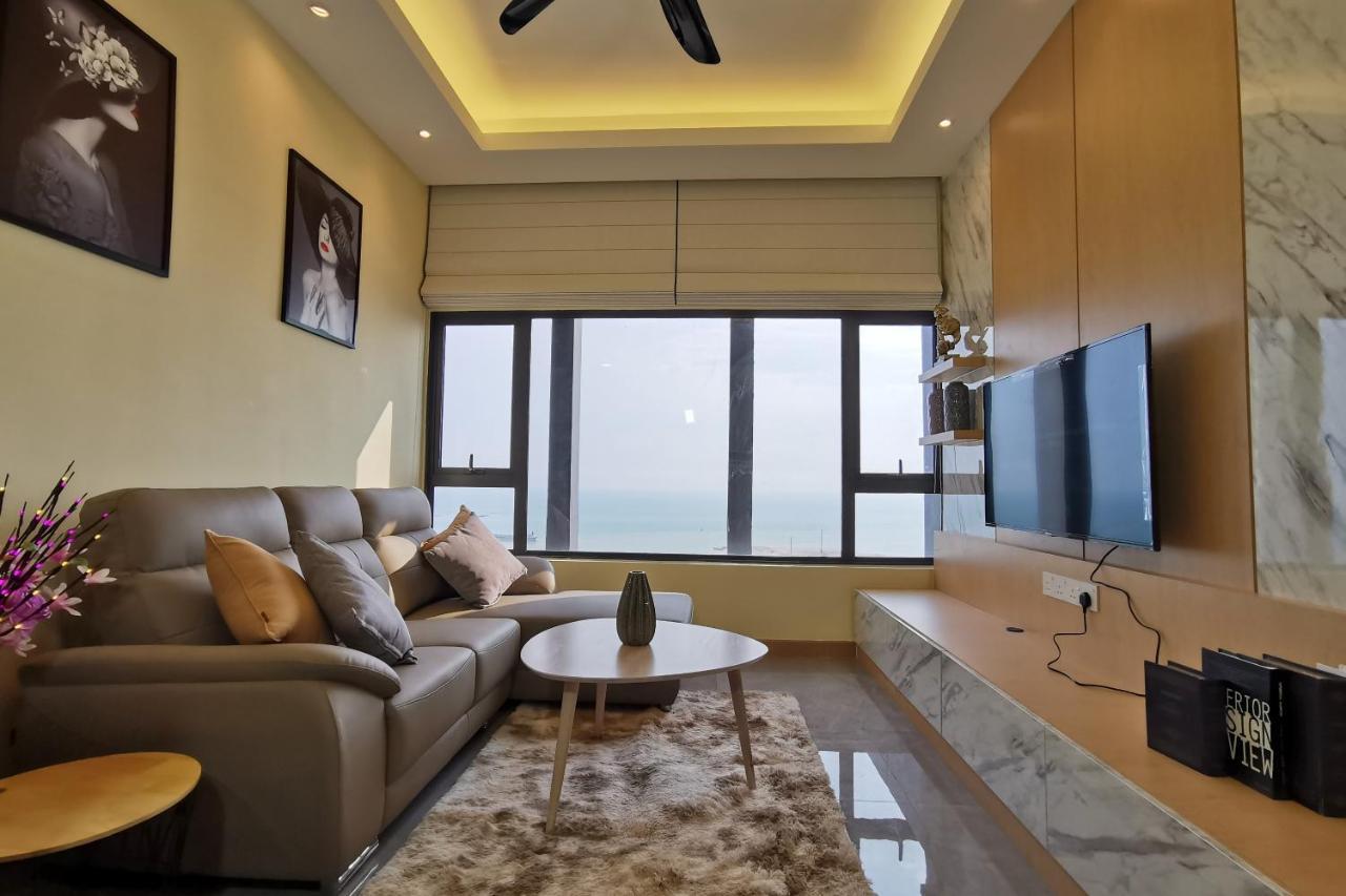 Attic Home Melaka Imperio Residence & Jonker Exterior photo